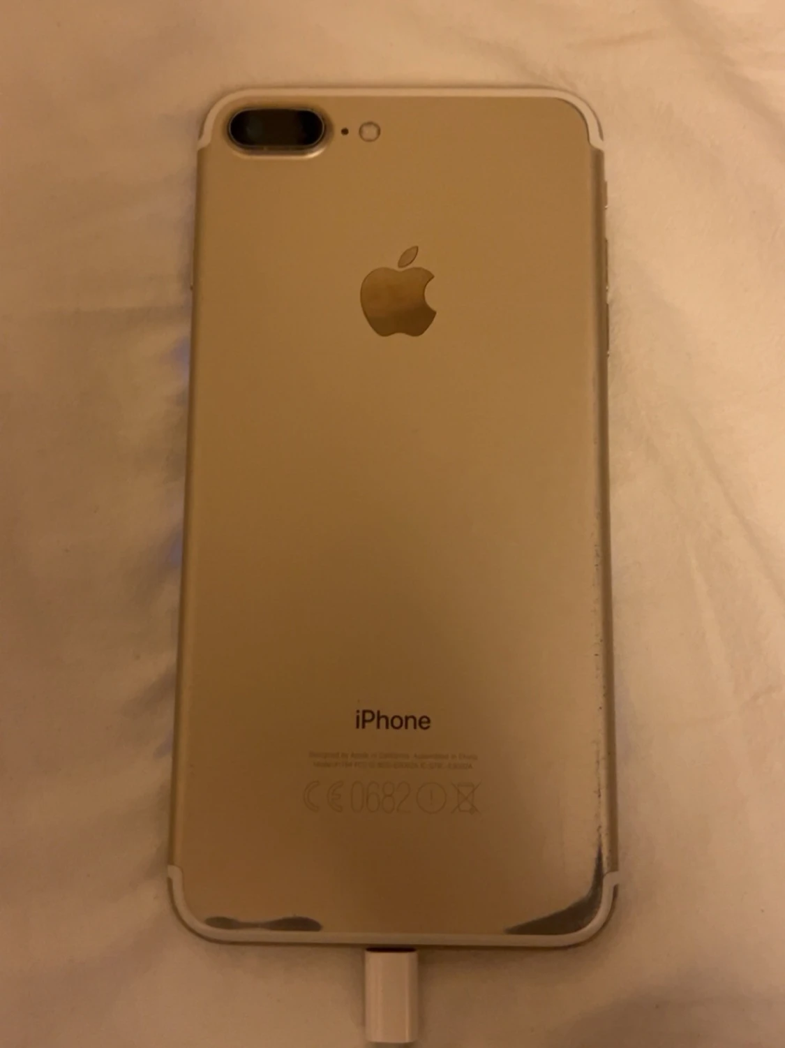Apple iPhone 7 Plus guld  - 1