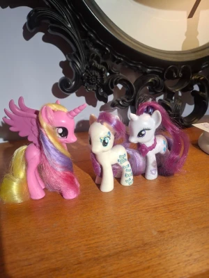 My little pony paket 3st - Princess Cadence, bonbon och rarity. Reservation. Kommer med en freebie.