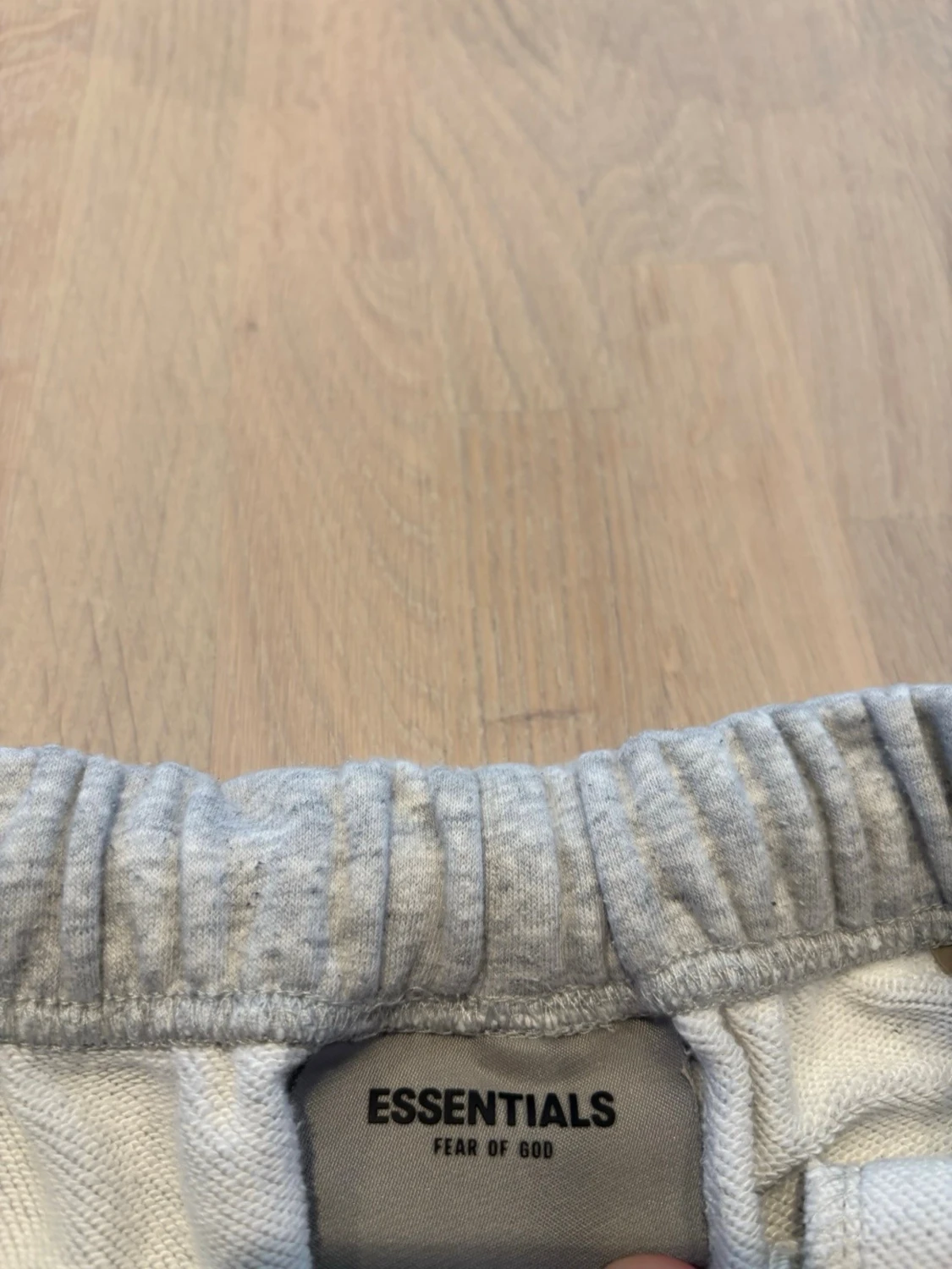 Grå Essentials Fear of God shorts - 3