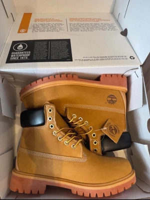 Timberlands Skor - Timberlands skor knappt använda! Bra skor för riktigt bra pris💸 fraktas samma dag som köp