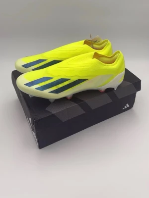 Crazyfast fotbollskor  - Adidas crazyfast helt nya, oanvända. Tillverkas ej längre vilket gör de mer sällsynta. Storlek 40,2/3