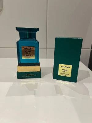 Tom Ford Azure Lime Eau de Parfum 100ml - Azure Lime is niche fragnance what suits for upcoming  summer evenings well and last for long☀️⛱️