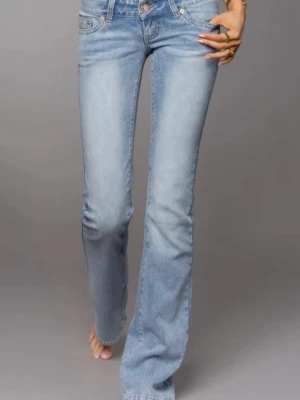 g-Rise jeans - Jätte snygga. Säljer då jag inte använder dem. Använda typ 4 gånger. Helt nytt skick. Köpt för 1300kr. Storlek xs regular 