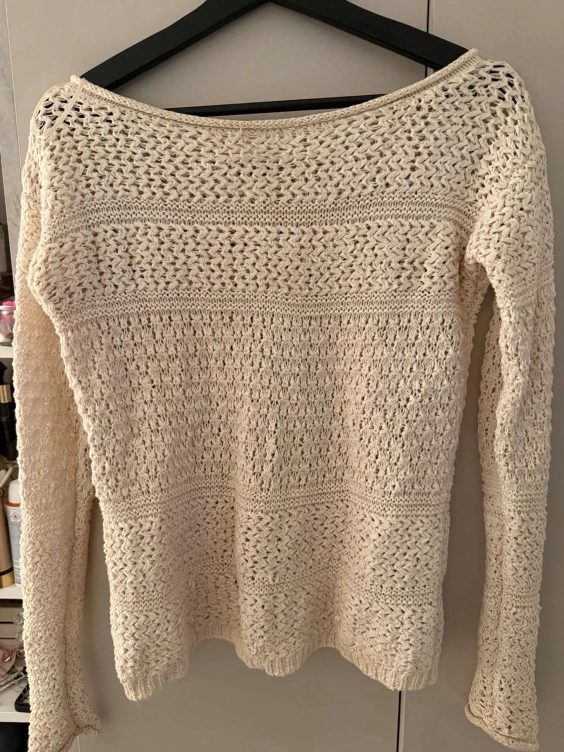 Vit grovstickad off shoulder topp