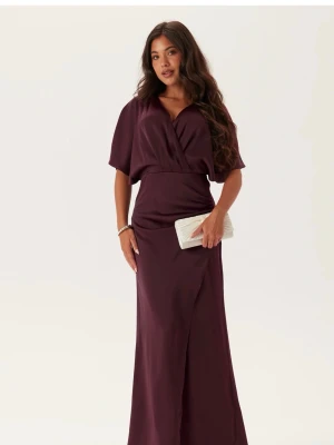 Balklänning  - Säljer denna otroligt fina balklänning från Bubbleroom! Den är endast testad och i storlek 36 ☺️