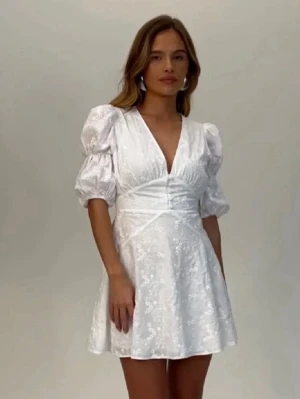 Adoore Sicily dress  - Supersöt klänning från Adoore! Använd en gång, pris kan diskuteras 