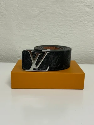 Lv Bälte - Helt nytt aldrig använd. Storlek 110cm. Snabb frakt. Skriv vid fler frågor. Endast bälte