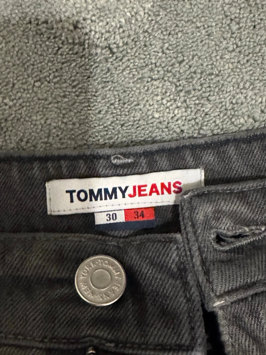 Grå Tommy Jeans - 1