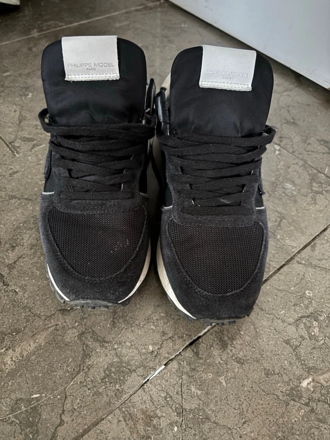 Svarta Philippe Model sneakers - 1