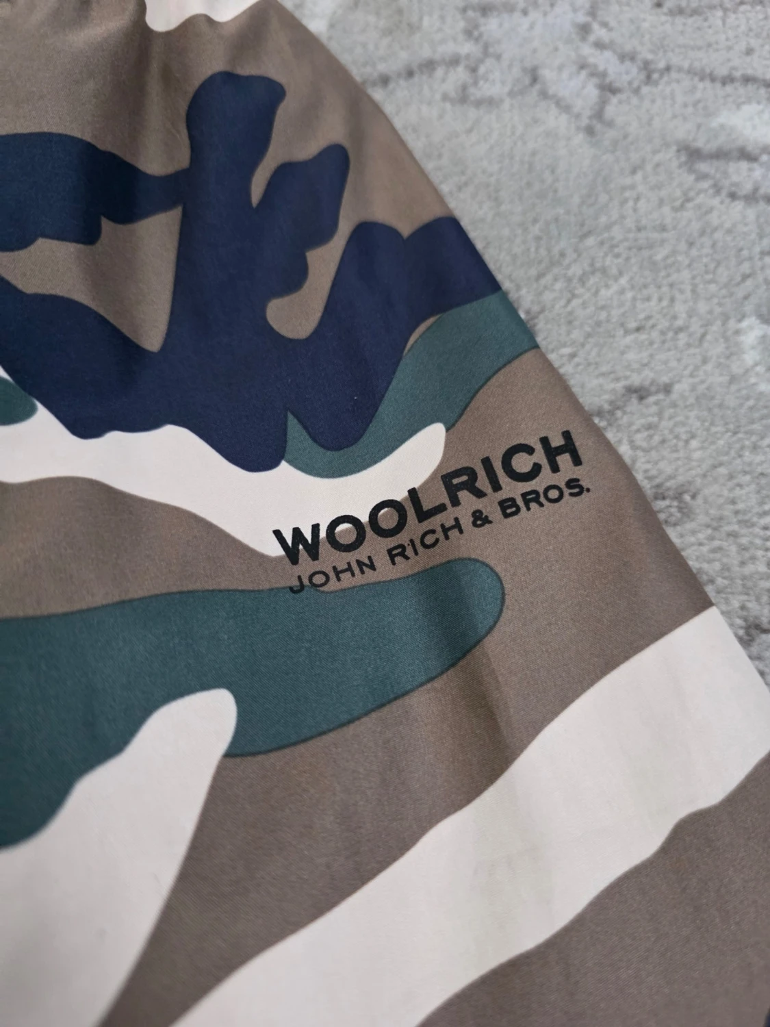 Woolrich - 2