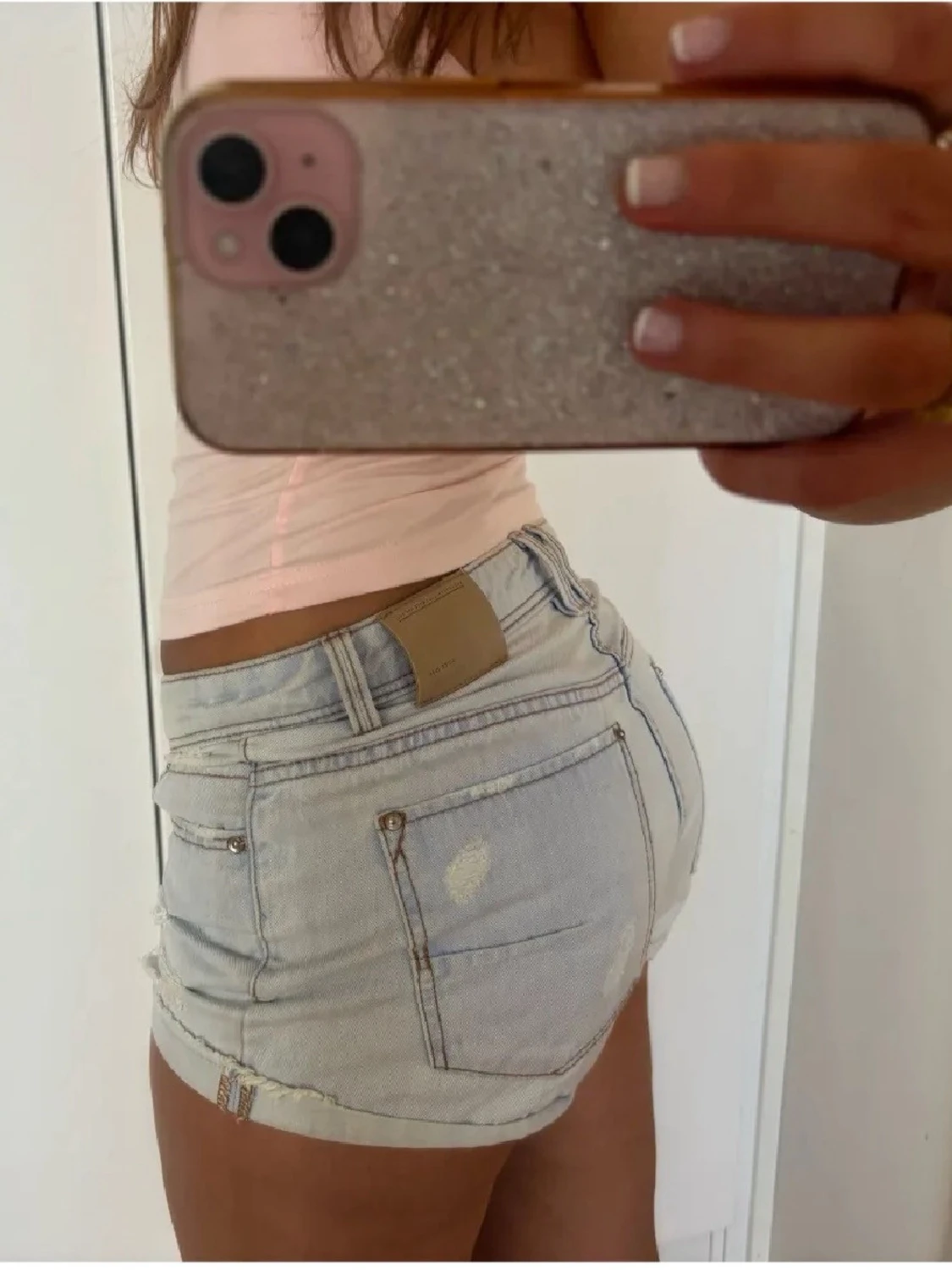 Lågmidjade slitna vintage shorts  - 2