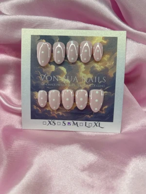 Polka (M);Short Almond - M: 16 mm, 12 mm, 12,5 mm, 11,5 mm, 10 mm