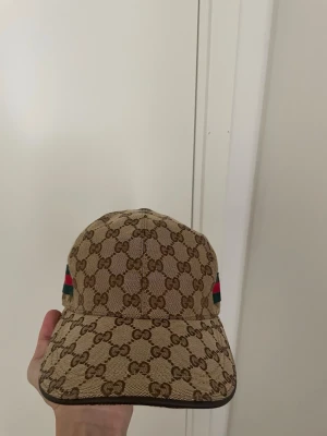 GG keps - Säljer billigt vid snabb affär