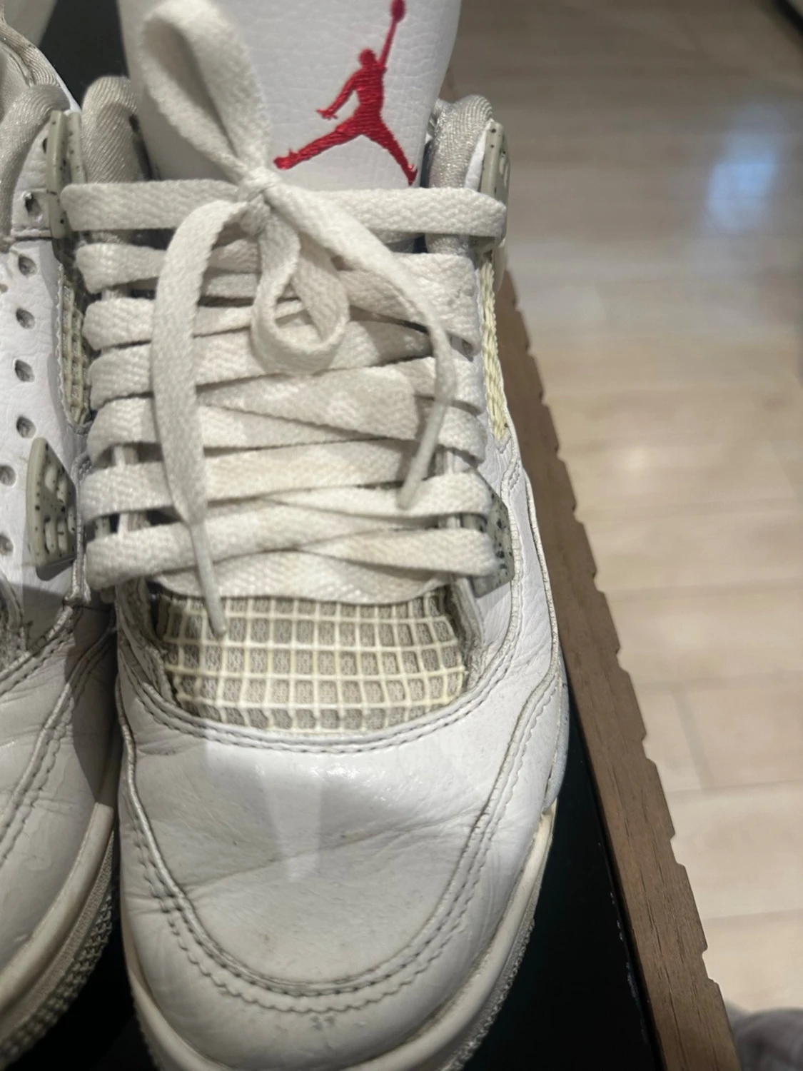 Sneakers - 1