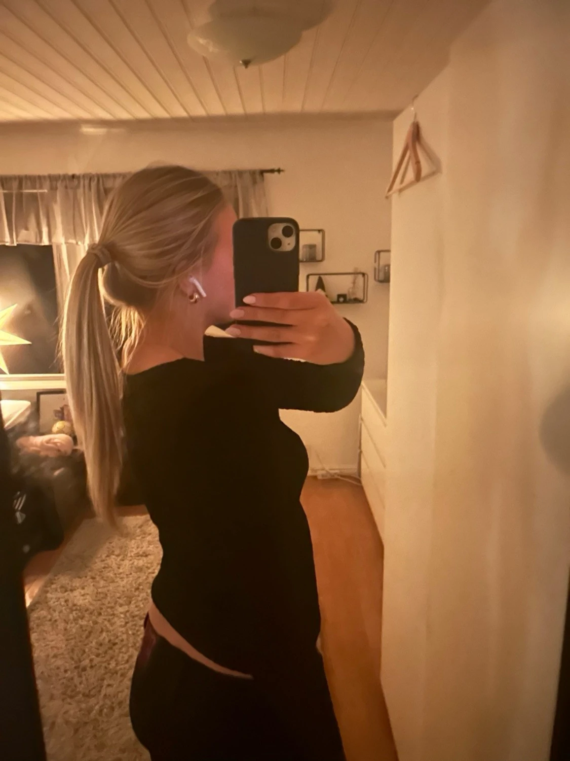 Svart långärmad - 1