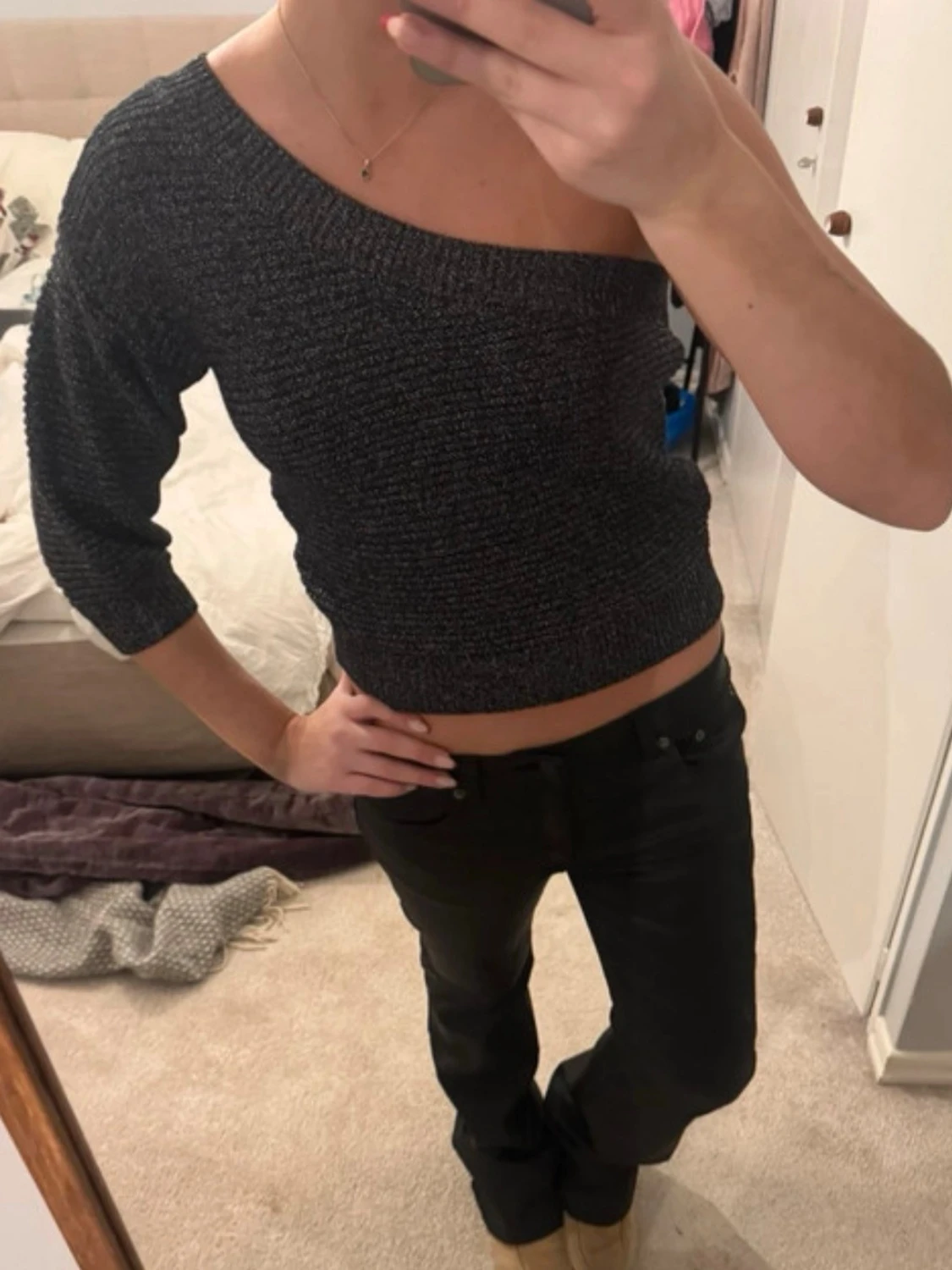 Glittrig oneshoulder croppad topp - 1