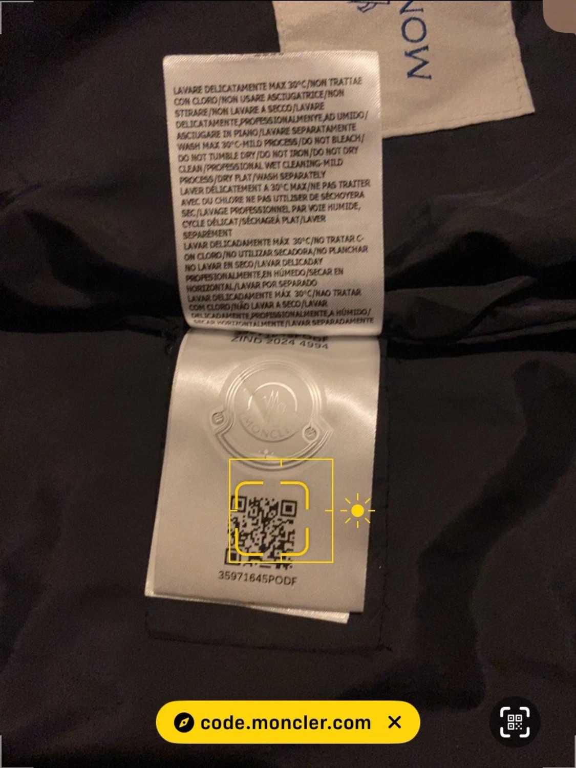 Mörklila vindjacka från Moncler - 3