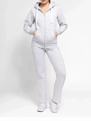 Russe merch set  - Säljer detta gråa set från russemerch, båda delar!! Båda i storlek S. Använt men inget större slitage. Säljer då det inte används längre. 