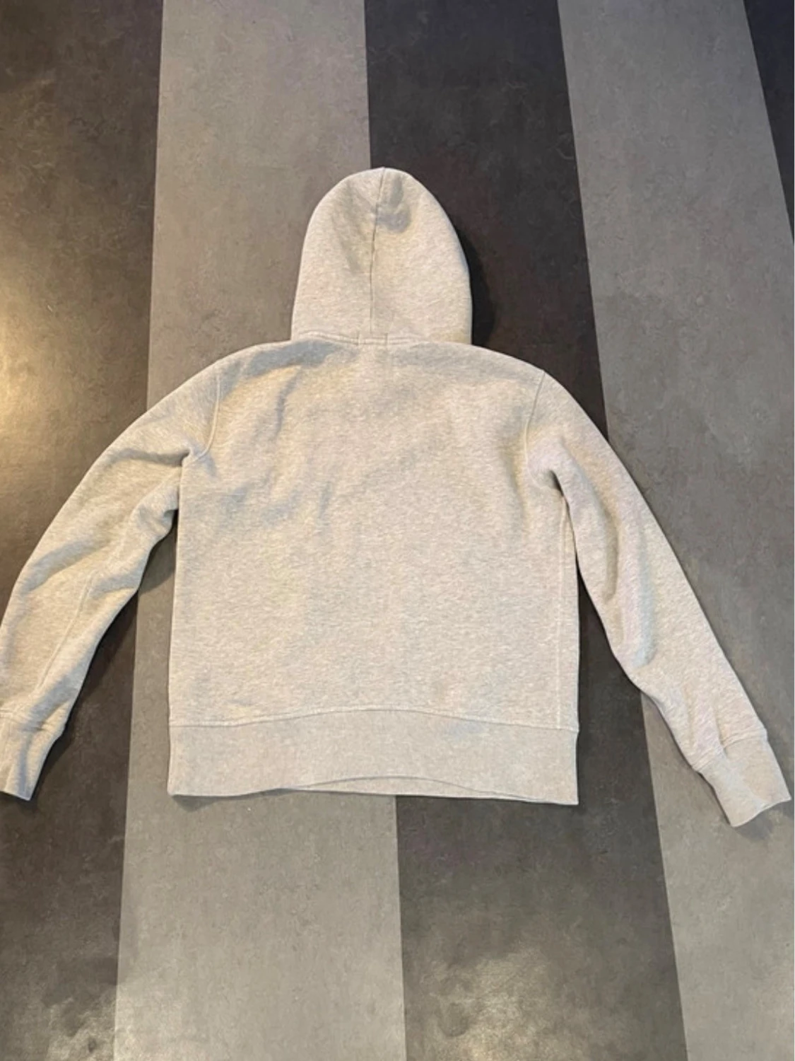 Grå hoodie från Polo Ralph Lauren - 1