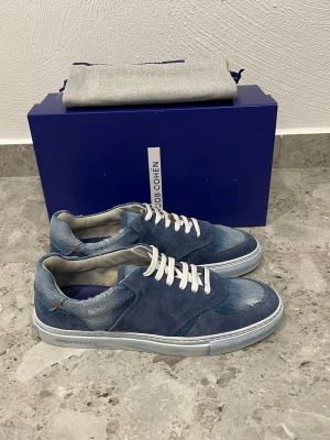 Helt Nya Jacob Cohën Sneakers  - Helt Nya Jacob Cohen Skor || Storlek 42 || Nypris ca 4000kr || Mitt pris 2899kr || Tveka inte på att höra av dig vid frågor eller funderingar 