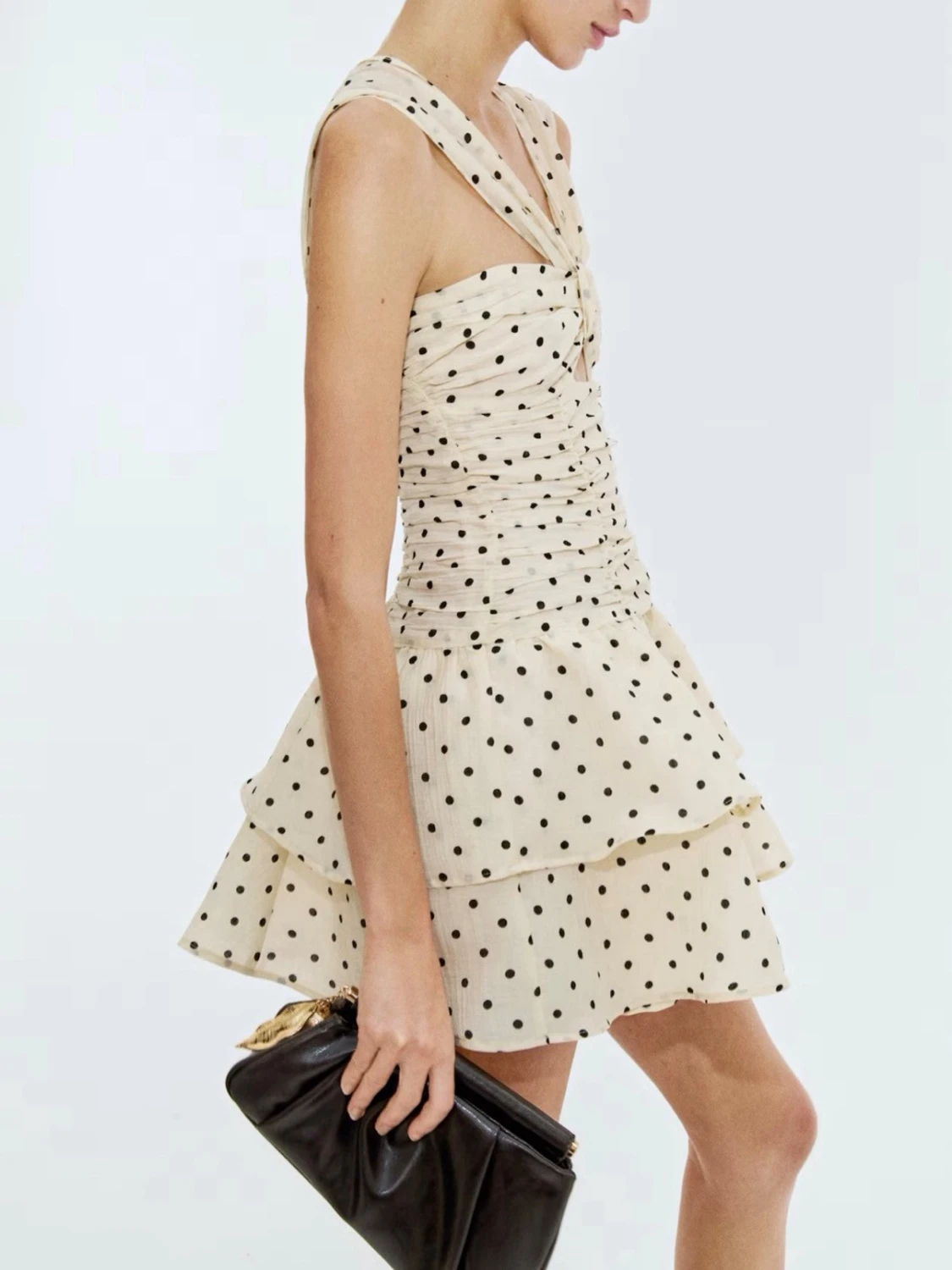 Prickig H&M klänning - 3