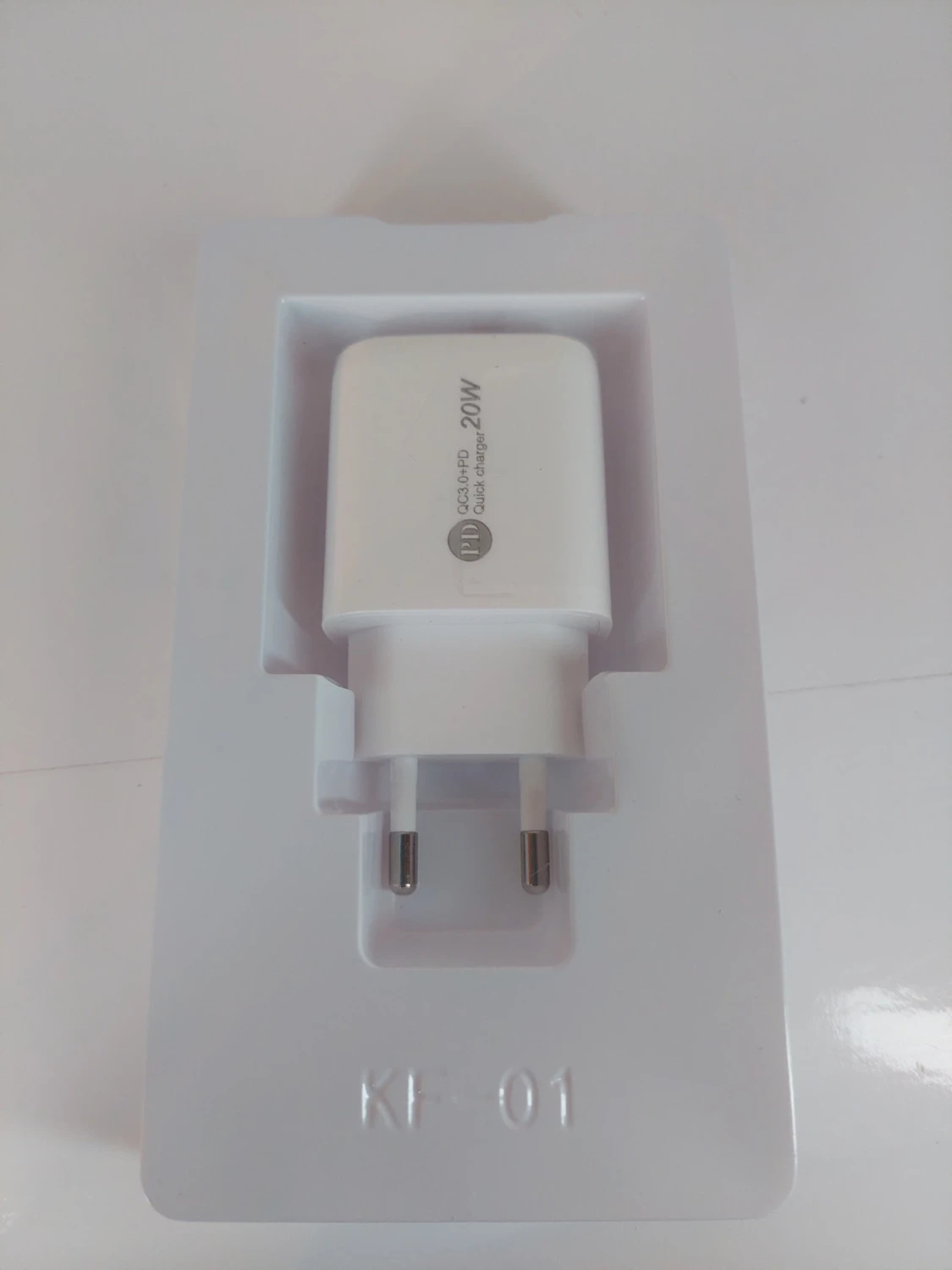Vit 20W snabbladdare USB & USB-C - 1