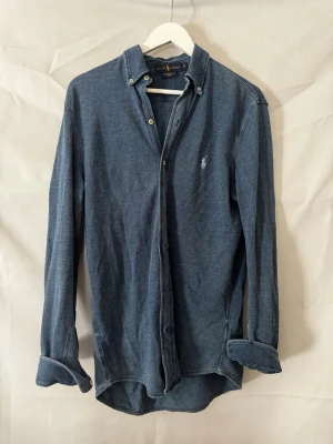 Ralph Lauren Skjorta - Snygg mörkblå Ralph lauren skjorta  | Kanon skick 