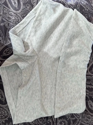 Ljusgråa shorts  - Passar XS-S