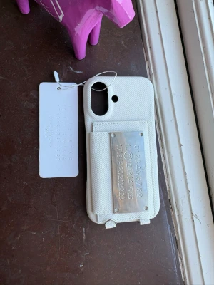 Maison Margielas Skal - Maison margiela mobilskal iPhone 16