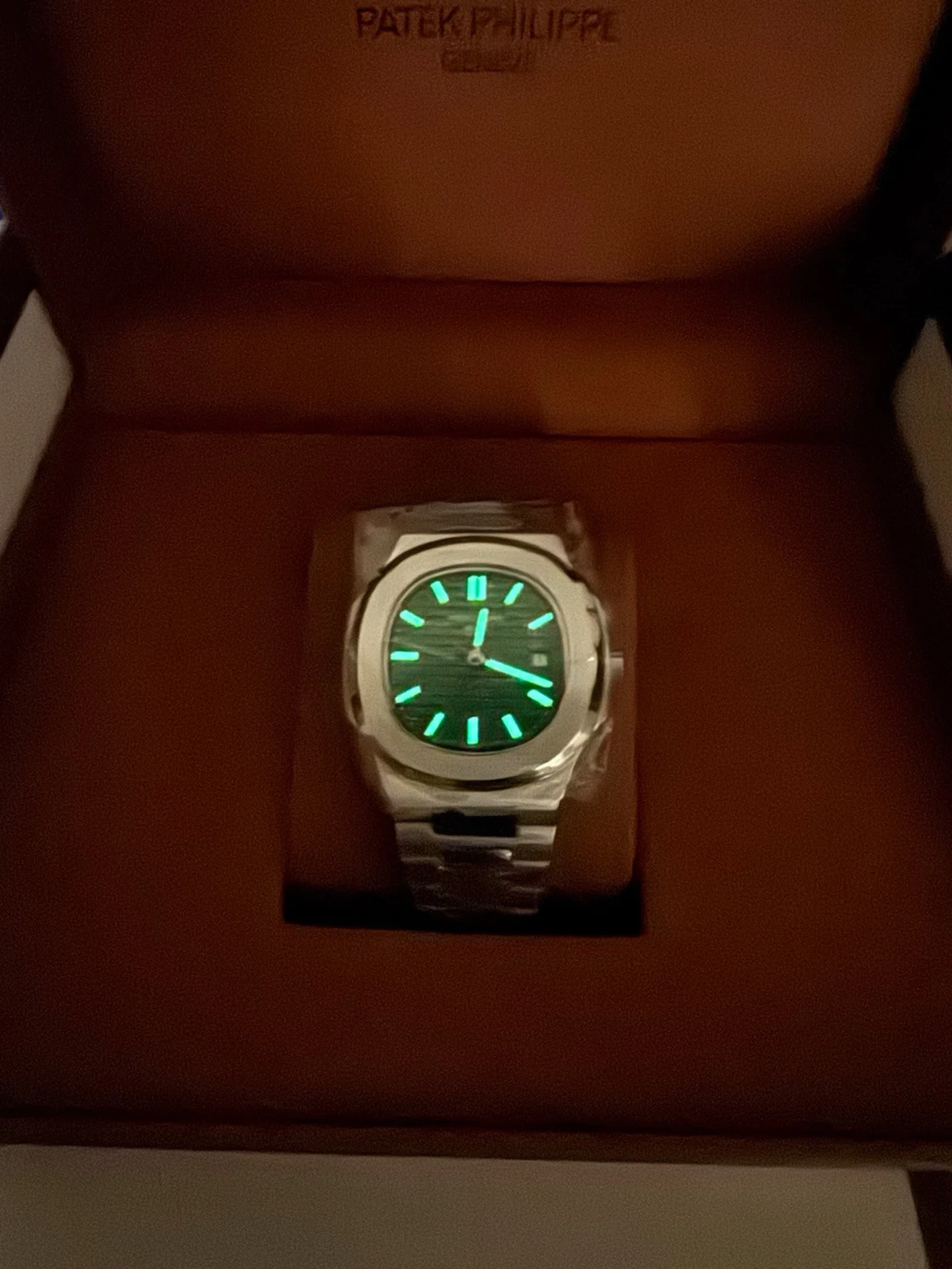 Patek Philip Nautilus  - 6