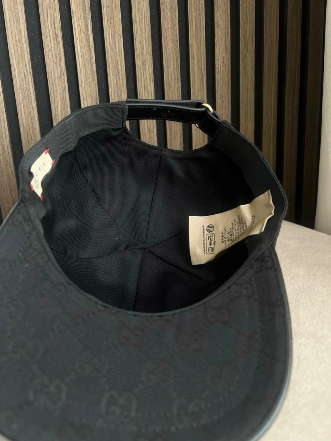 Svart keps från Gucci med GG-mönster - 2