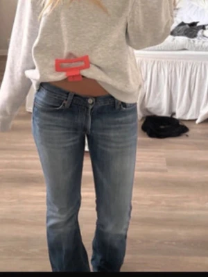 7 for all mankind jeans - As snygga jeans som inte kommer till användning midjemått 38 och innerbenslängd 82❤️