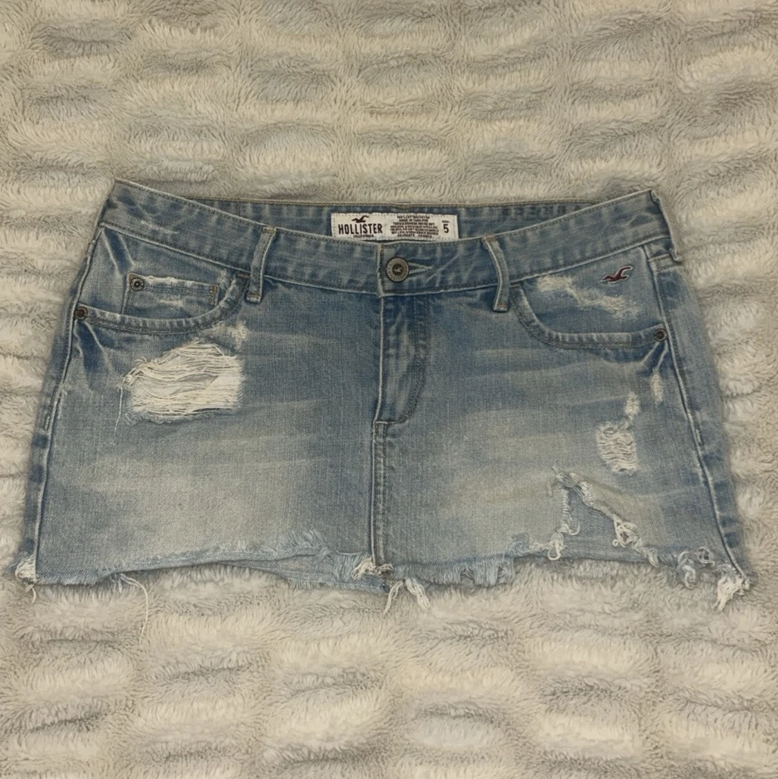 Ljusblå jeanskjol från Hollister