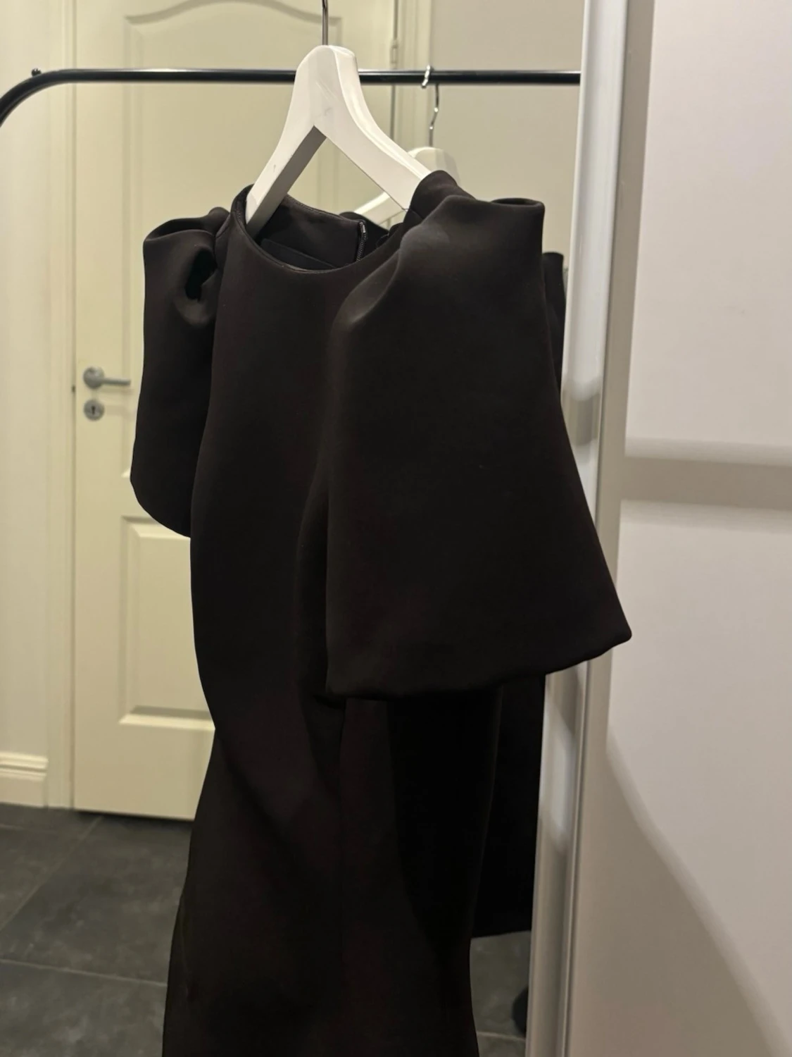 Mini Suit dress med puffärm - 4