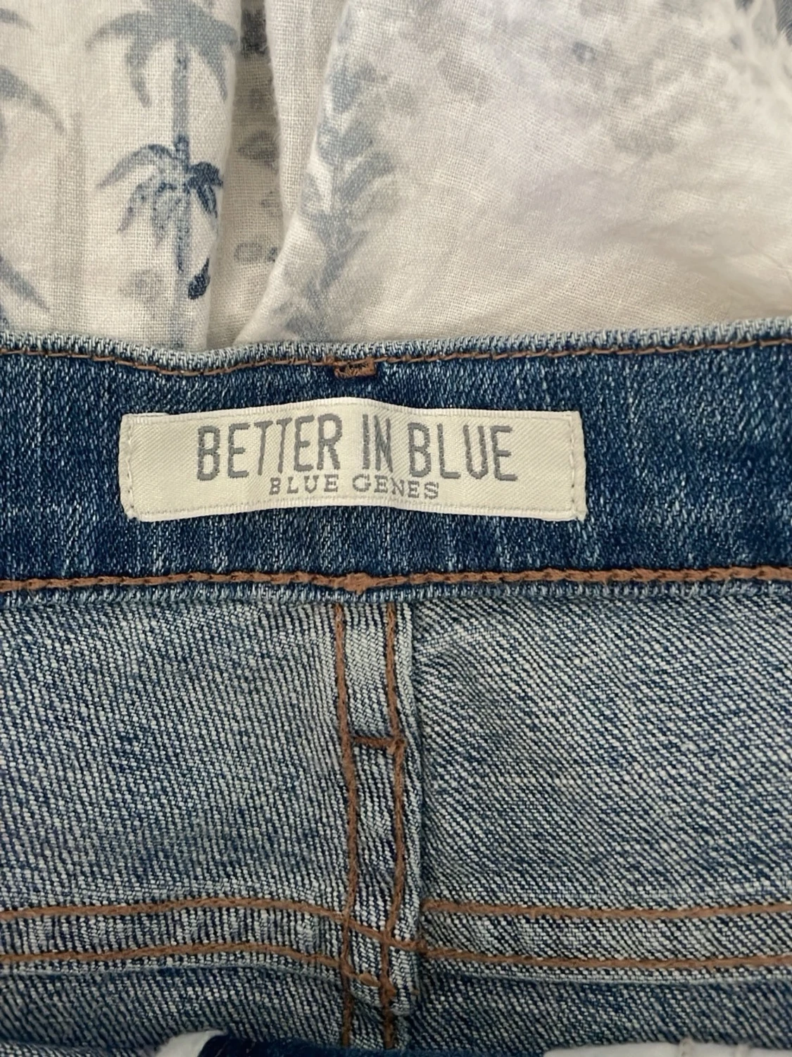 Blå jeansshorts med fransar - 2