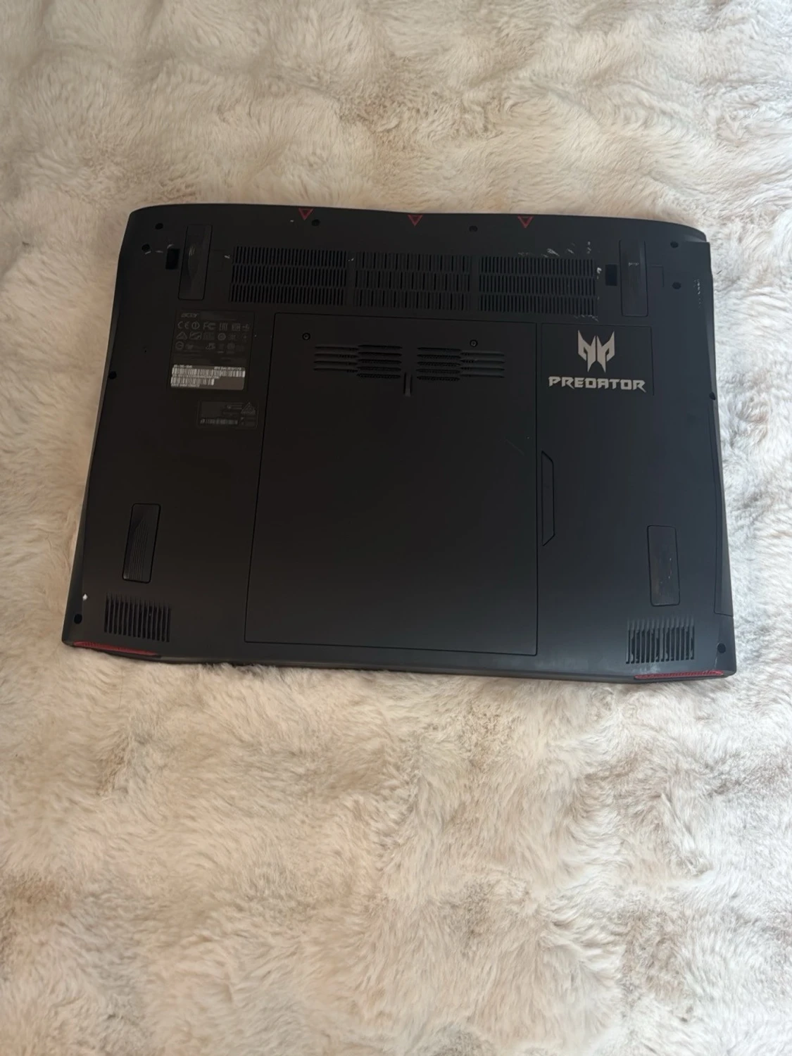 Acer Predator gaminglaptop svart - 1