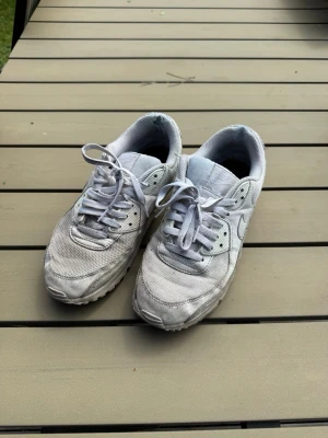 Nike Air Max 90 - Air Max 90, använda går billigt