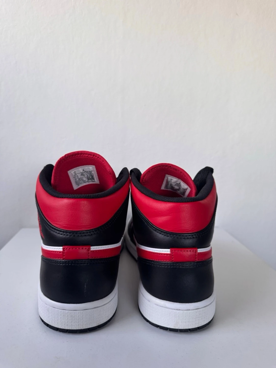 Nike Air Jordan 1 Mid röd/svart/vit - 2