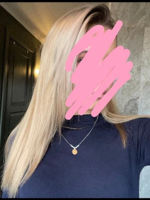 Intimisimi tröja💕 - Hejjj! Säljer min Intimisimi tröja i storleken M, har använt väldigt fåtal gånger och har ej några hål, den är typ nyskick! Väldigt lätt tunn och super bekväm! Skriv gärna ifall du är intresserad eller funderar över nått💕