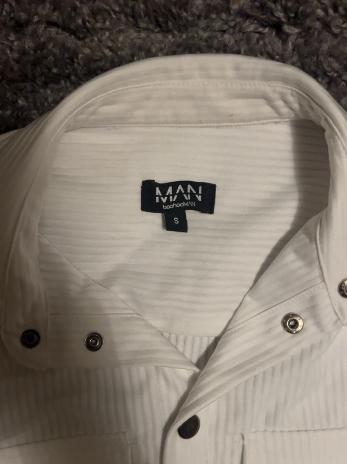 Vit overshirt från MAN - 2