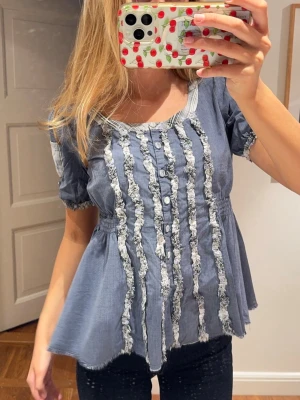 Blus - Säljer denna så fina blus💖💖☀️