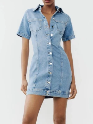  jeansklänning Zara - Jeansklänning från Zara i storlek S, aldrig använd