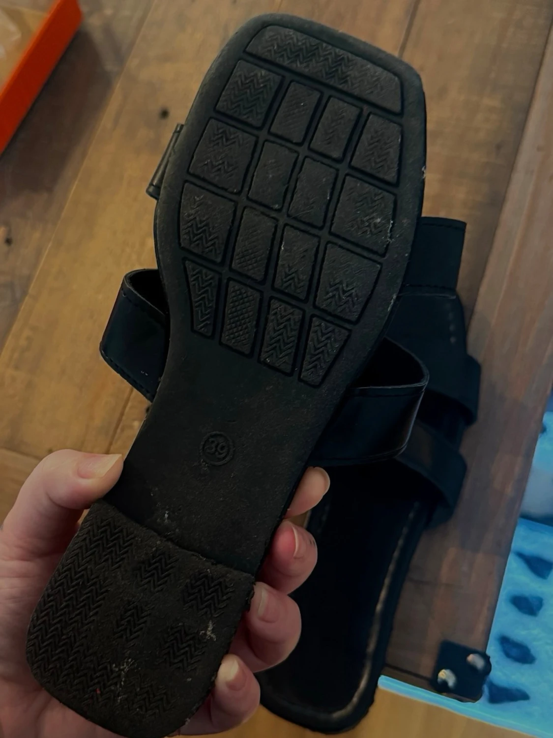 Svarta slip-in sandaler  - 1
