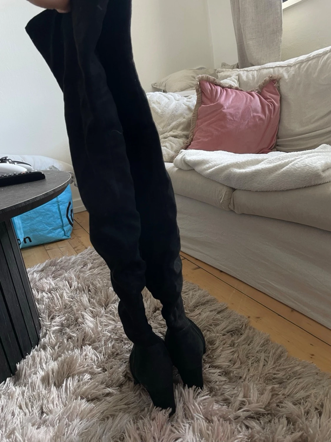 Svarta overknee stövlar med klack - 1