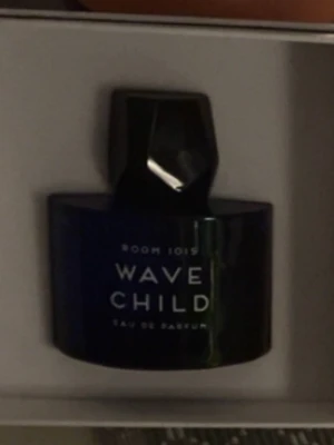 Room 1015 wave child samlpes - 1ml 49kr 3ml 135kr 5ml 210kr