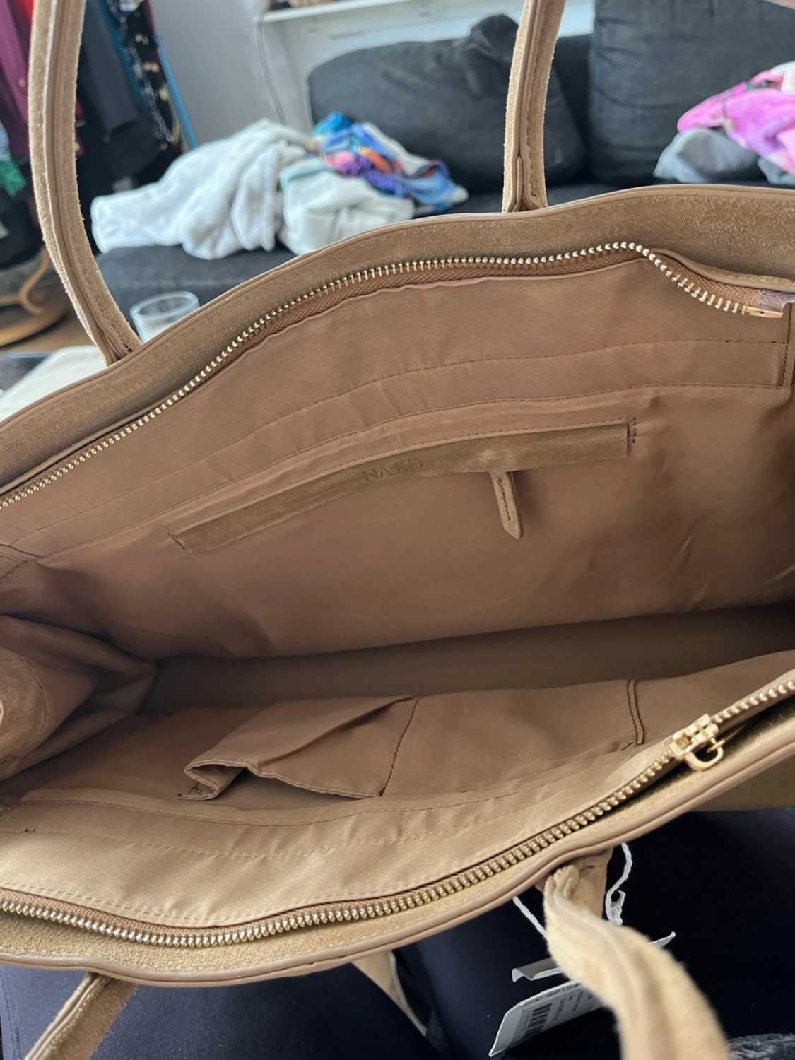 Stor beige toteväska i mocka - 1