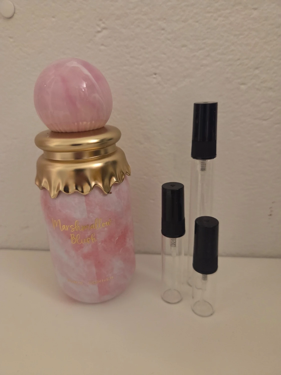 Marshmallow blush paris corner