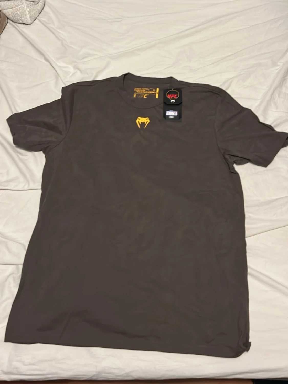 Mörkbrun UFC t-shirt från Venum