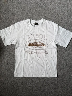 Corteiz white and gold t shirt - Size M, true to size. Unused, brand new and fresh. Please feel free to ask questions.