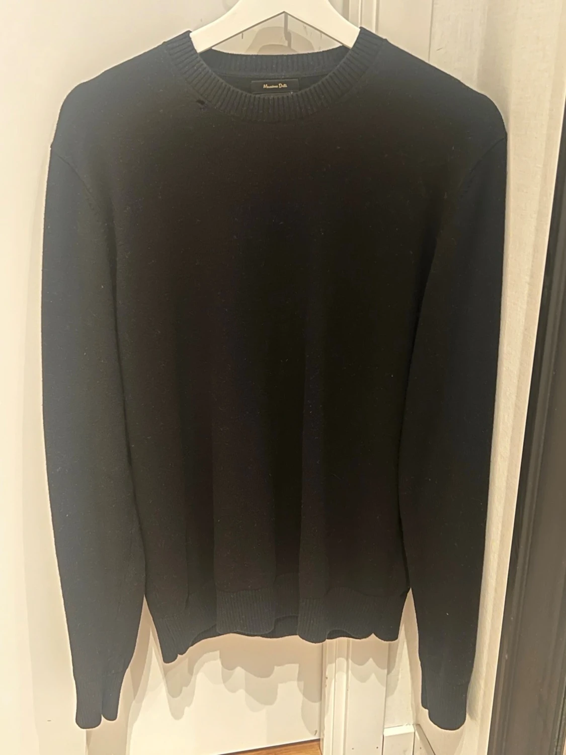 Svart stickad tröja Massimo Dutti